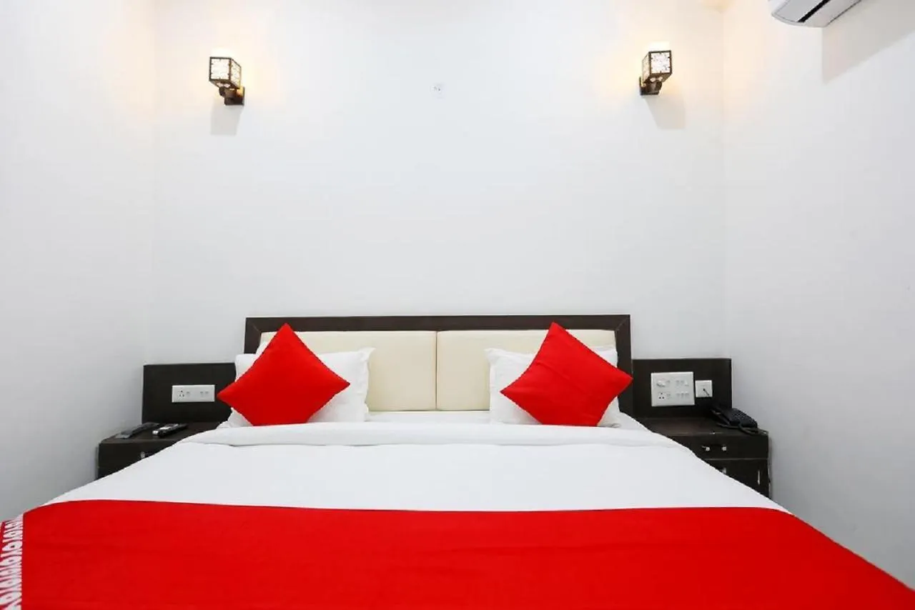 Hotel Agra Hotel Kamla Palace  Agra (Uttar Pradesh)
